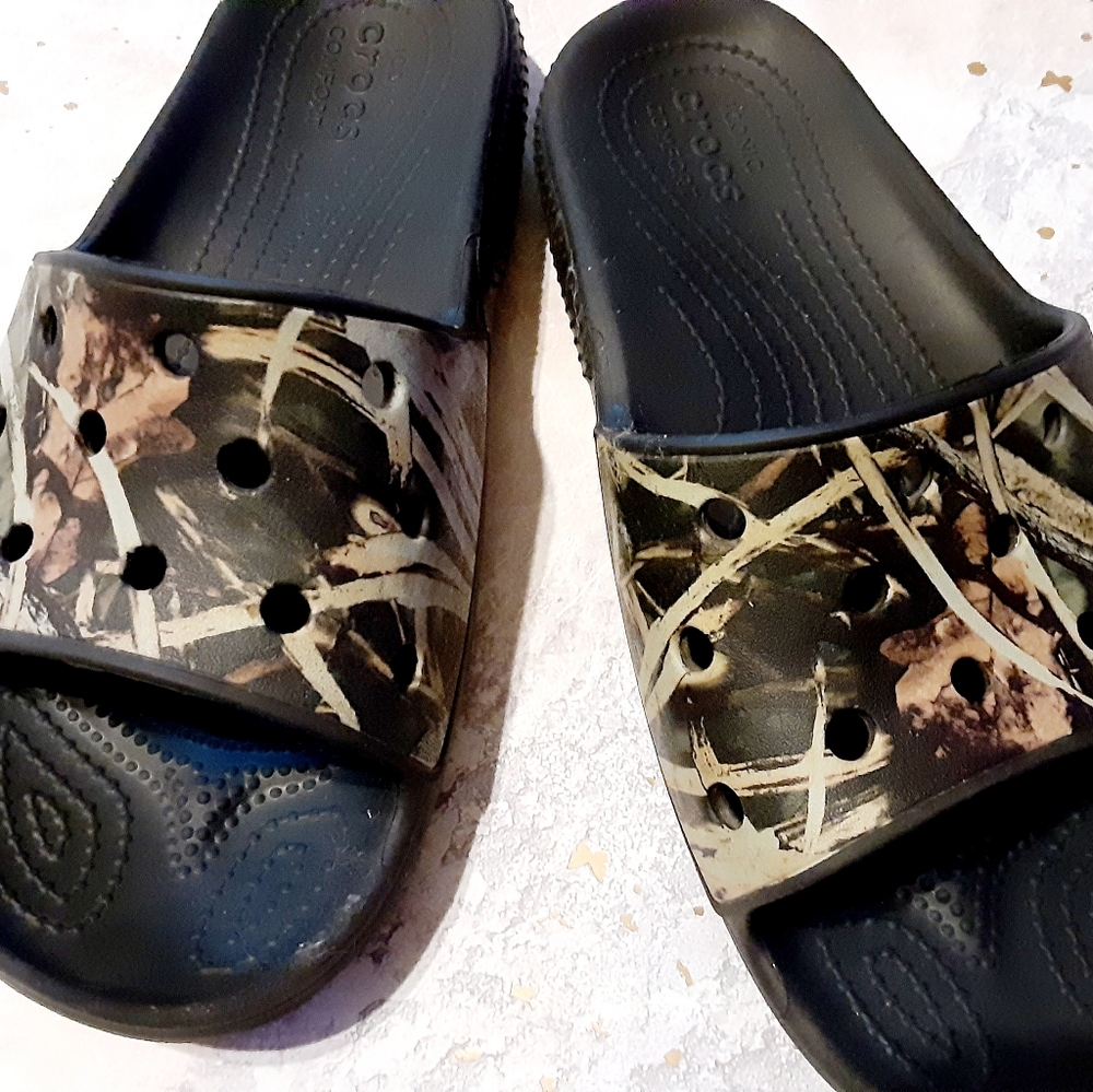 Unisex Camo Crocs Slides sz m4/w6